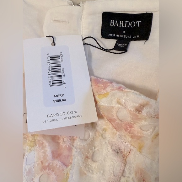 Brand: Bardot
Bardot Women's Lila Flounce Dress. Size 10/XL - Picture 8 of 8